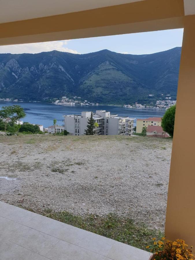 Apartment Jelena Котор Екстериор снимка